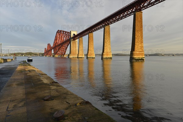 Boat wharf at Forth Bridge