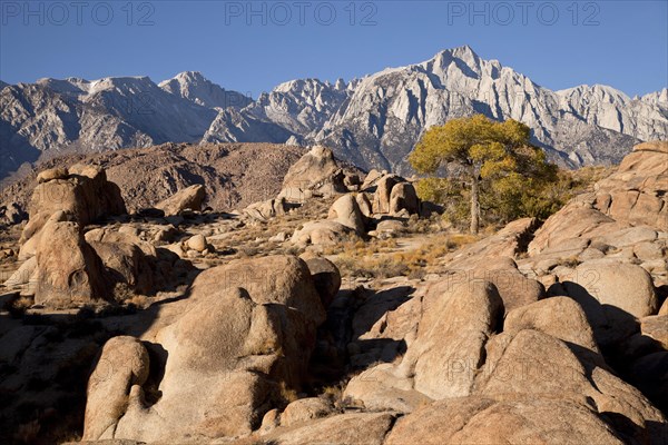 Typical rock formations of the Alabama Hills