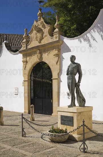 Antonio Ordonez statue next to the Ronda bullring