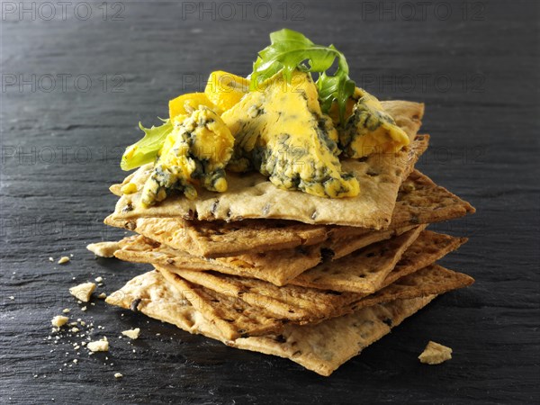 English Black Stick and blue cheese with crackers