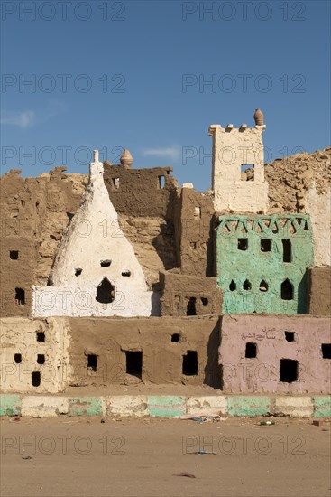 Mud-brick model of the old town of Bawiti