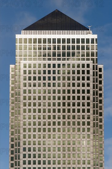 One Canada Square' skyscraper