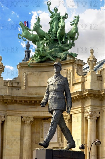 Nef du Grand Palais with statue of Charles de Gaulle