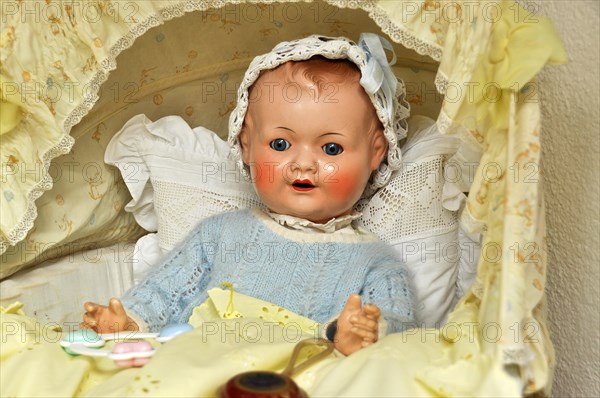 Old doll from the Schildkroet factory in the shop Buedinger Puppenhaus