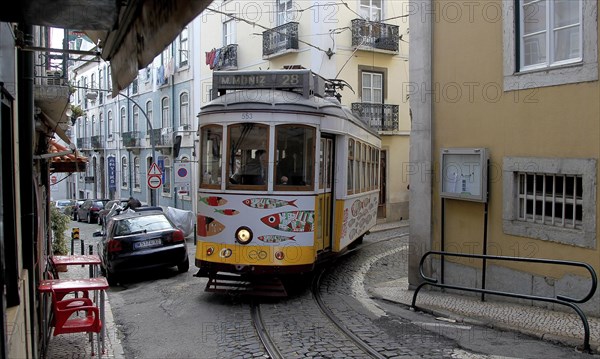 Tram No 28
