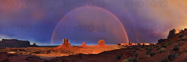 Monument Valley with Sentinel Mesa