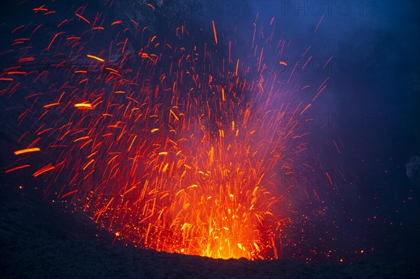 Volcanic eruption of Mount Yasur volcano