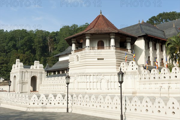 Buddhist shrine