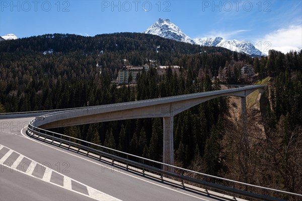 Bridge to Vulpera and Tarasp