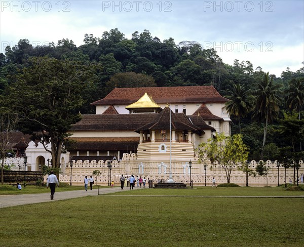 Temple of the Sacred Tooth Relic or Sri Dalada Maligawa