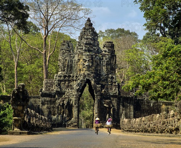 South gate of Angkor Thom