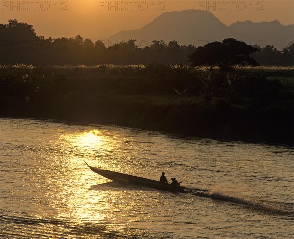 Ruea Hang Yao or long tail boat