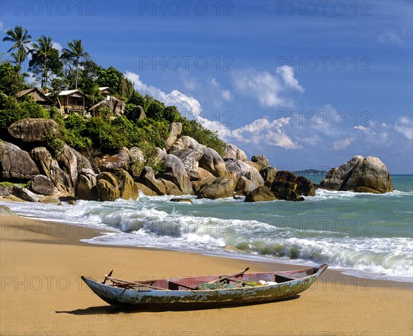 Fishing boat at Coral Cove Beach