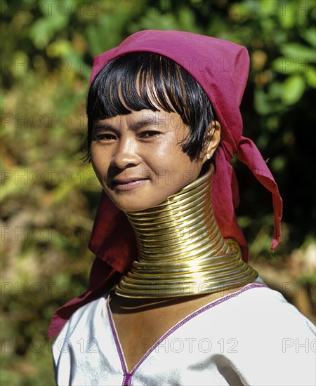 Long-necked woman of the Padaung mountain tribe