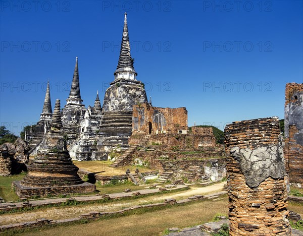 Chedis at Wat Phra Sri Sanphet