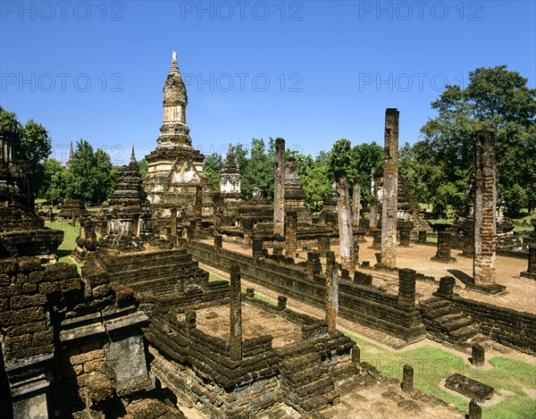 Wat Chedi Chet Thaeo