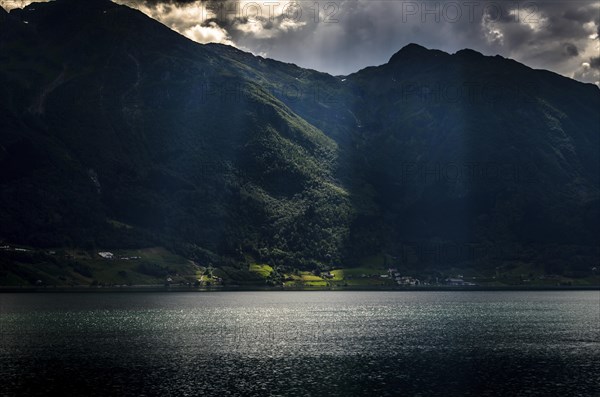 View over Sorfjorden