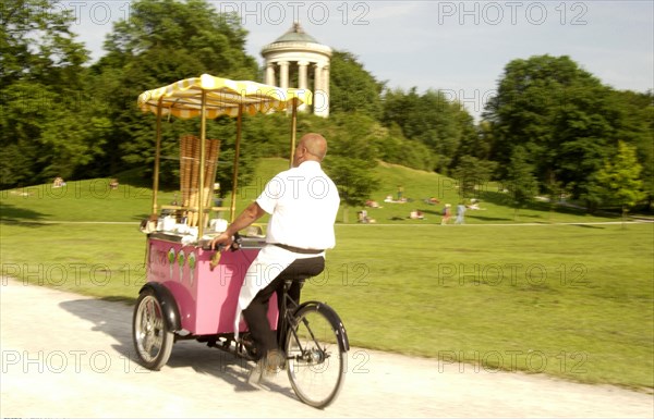 Iceman or ice-cream seller