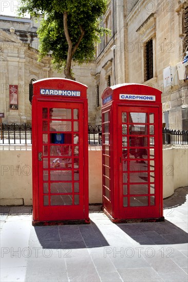 British telephone boxes