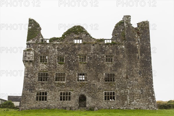 Dilapidated building