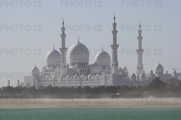 View of the Sheikh Zayed Mosque across the Khor Al Maqta channel