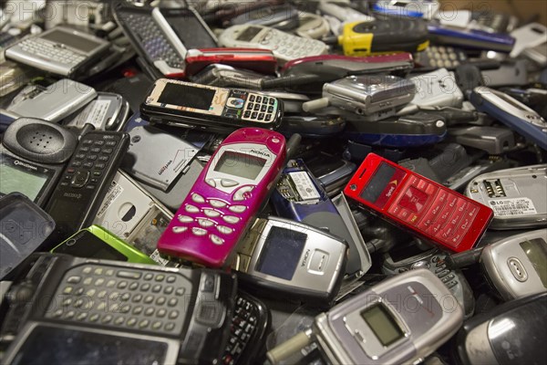 Cell phone recycling at ReCellular