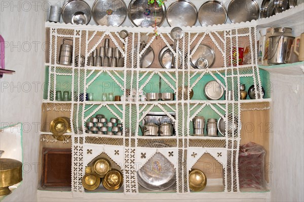 Kitchen shelf in a traditional kitchen