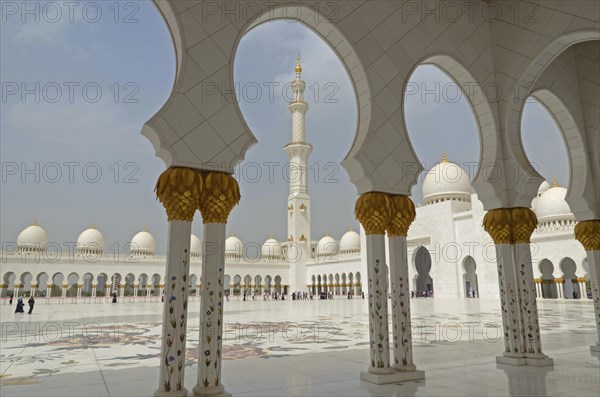 One of the four minarets of Sheikh Zayed Grand Mosque