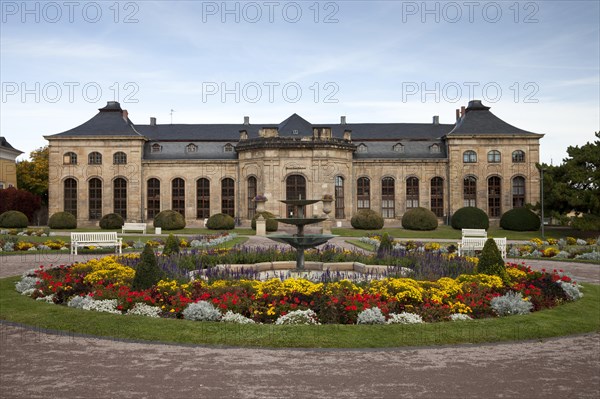 Heinrich Heine Library in Schlosspark park