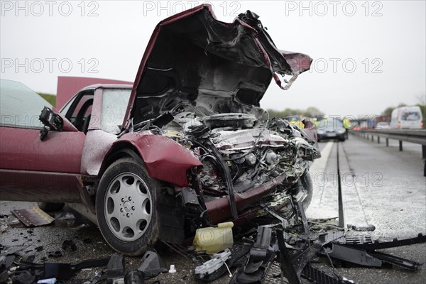 Fatal road traffic accident caused by a wrong-way driver on the A 81 motorway