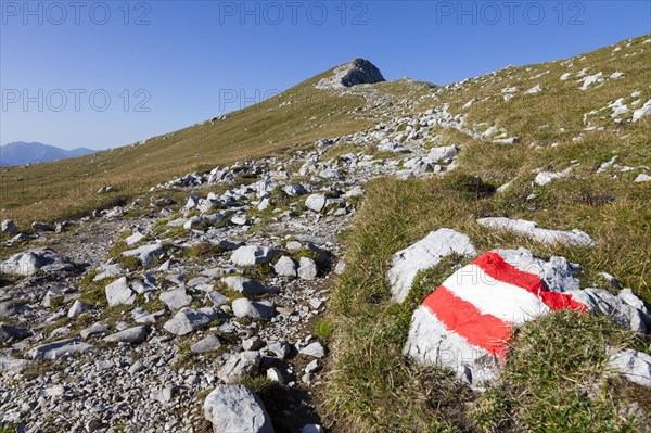 Hiking mark on Kalbling Mountain