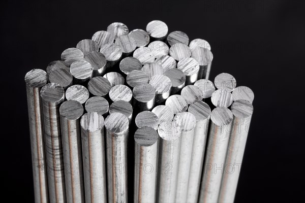 Rods made of aluminium