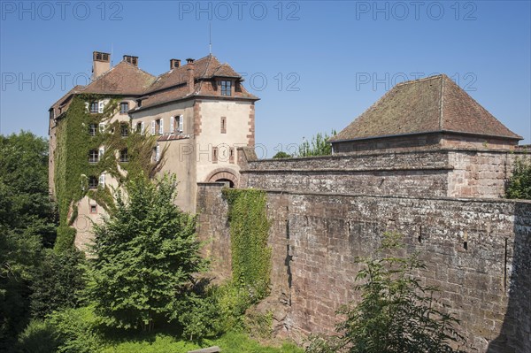 Luetzelstein Castle
