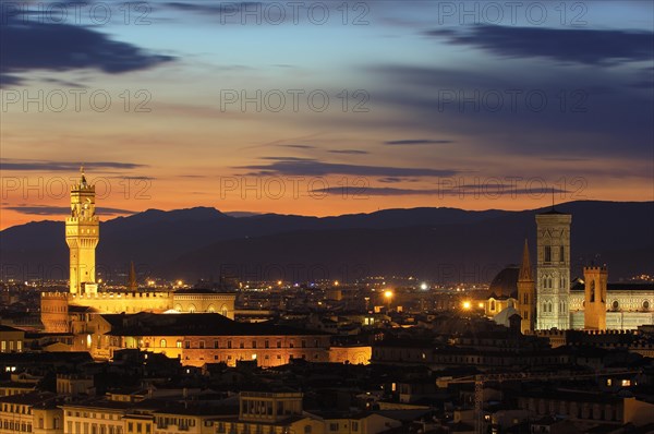 Palazzo Vecchio and Florence Cathedral at dusk