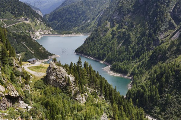 Speichersee Galgenbichl reservoir seen from the Koelnbreinsperre