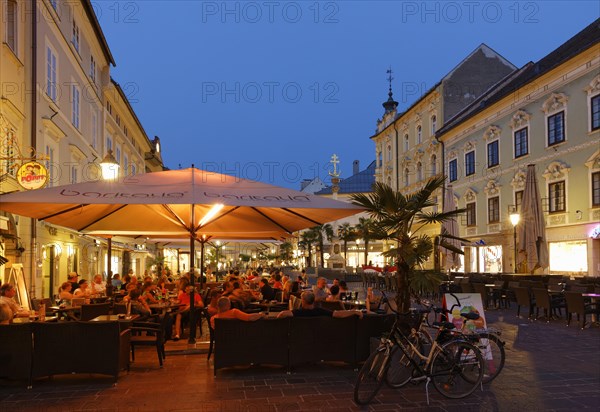 Street cafe in the pedestrian zone