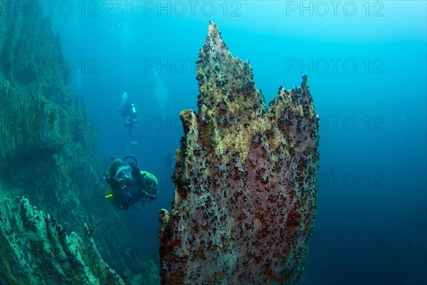 Scuba divers in Barracuda Lake