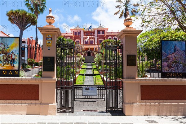 Liceo de Taoro Culture House in Jardin del Marquesado de la Quinta Roja gardens