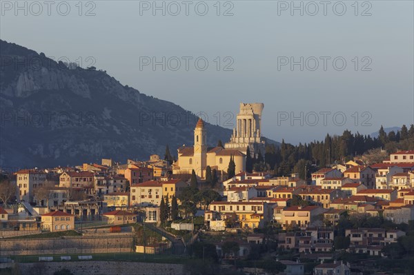 View over La Turbie with Tropaeum Alpium in the evening light