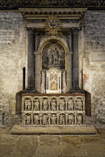 Side altar