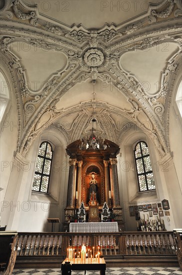 Altar area with vaulted ceiling