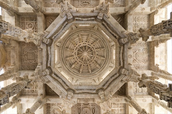 Interior hall with ornate pillars and ceilings