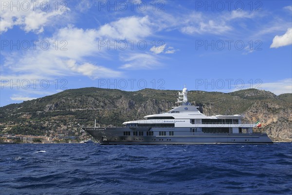 Viareggio SuperYachts motor yacht Stella Maris