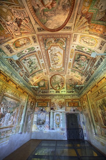 Room with frescoes by Livio Agresti