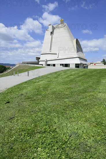 Saint Pierre Church