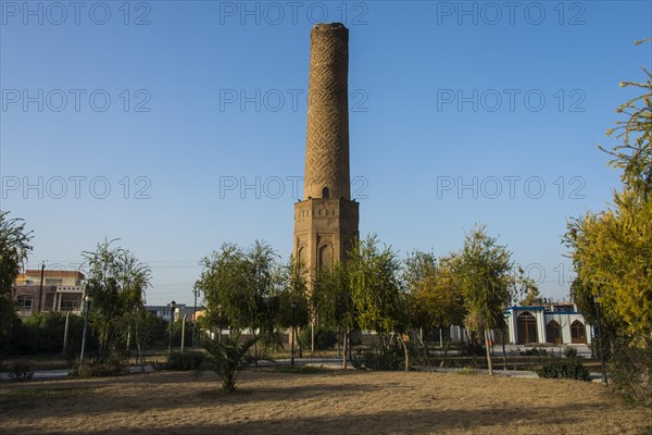 Sheik Chooli minaret in Shanadar Park