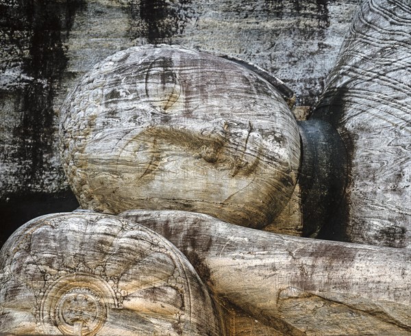 Reclining Buddha