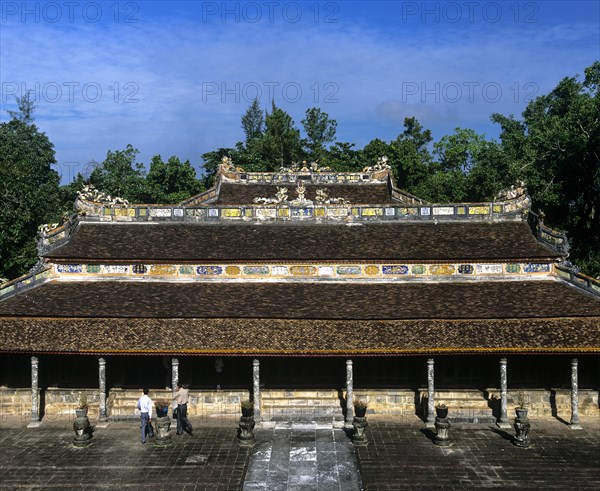 Dong Khanh"s Tomb