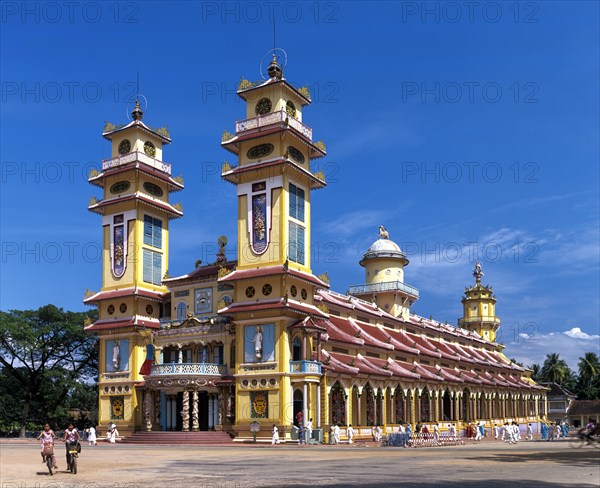 Cao Dai Temple