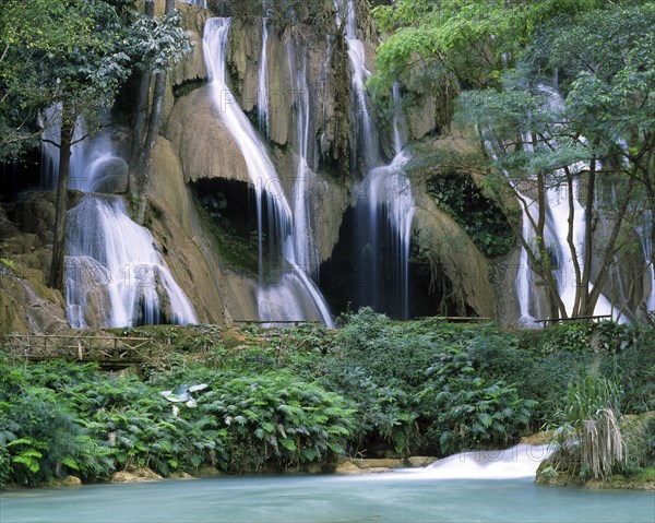 Khuang Si Falls